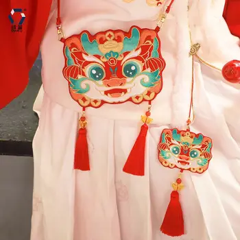 Ķīnas Izšūtu Spilvenu Izsmalcinātu Izšūti Pūķis Pavasara Festivāla Jaunais Gads Nacionālā Stila Pieaugušo Sarkans Sieviešu Dienas Hanfu Soma